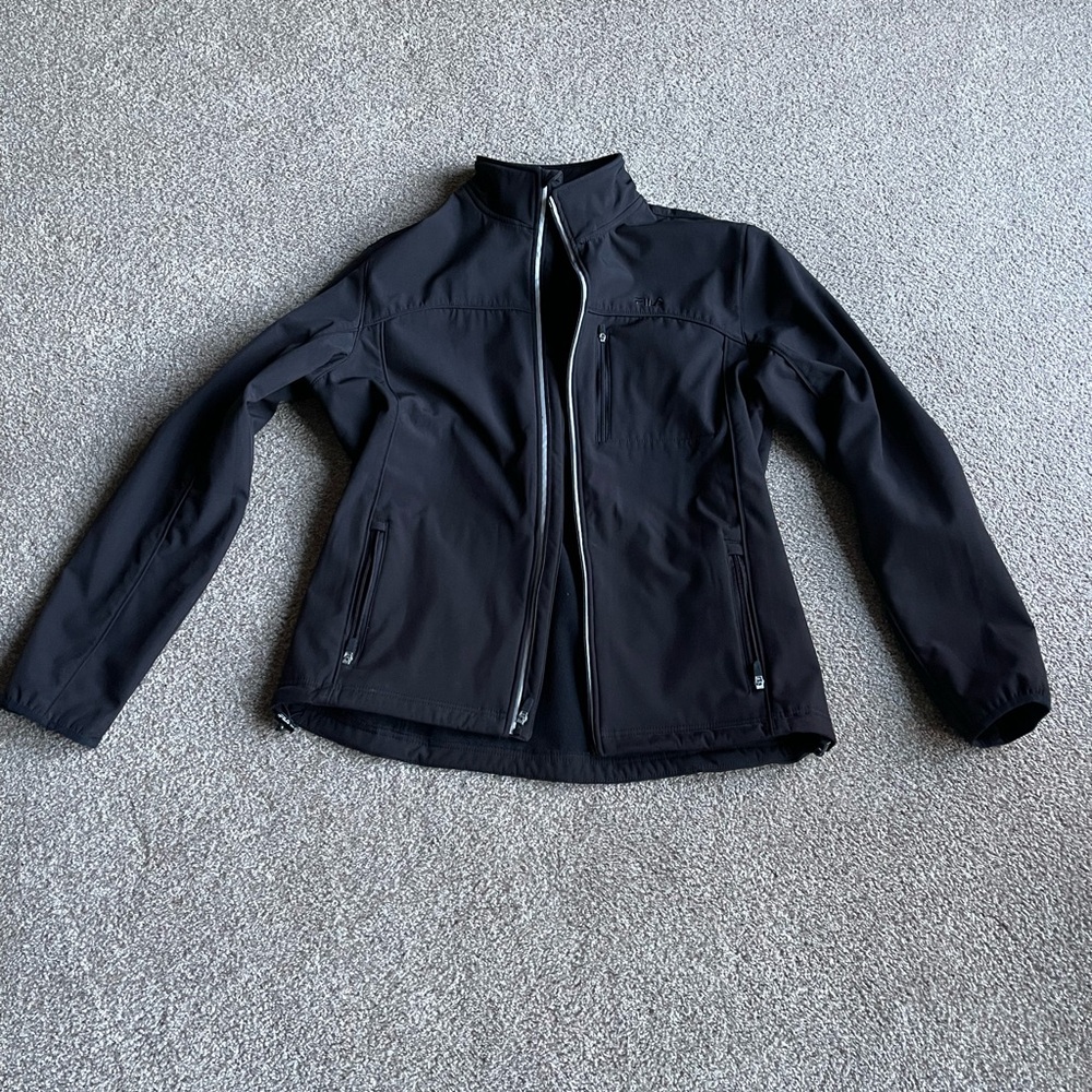 Lightweight waterproof men’s black everyday jacket